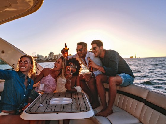 yachting kroatien motoryacht party gruppe