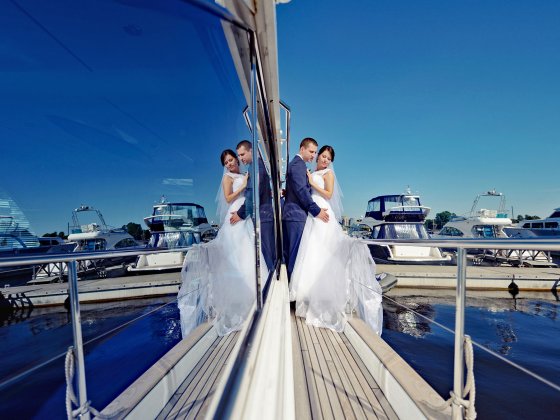 yachting kroatien motoracht brautpaar hochzeit